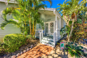 Charming entry