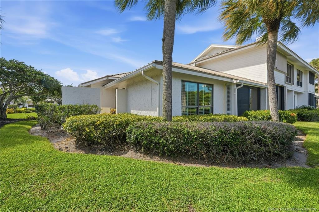 Photo 4 at 5600 SE Foxcross Place, Stuart