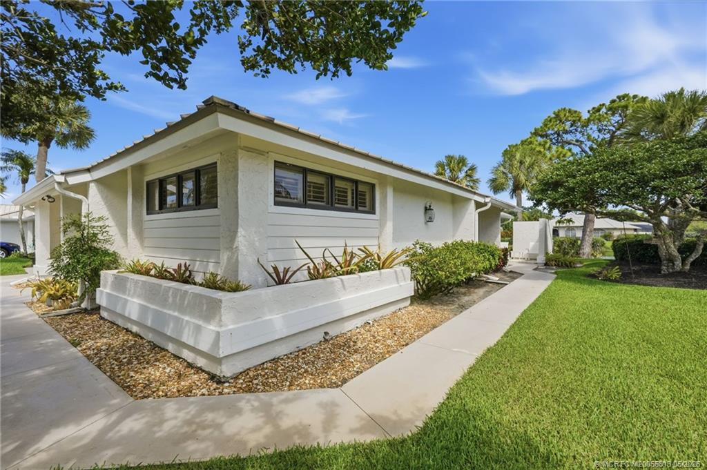 Photo 6 at 5600 SE Foxcross Place, Stuart