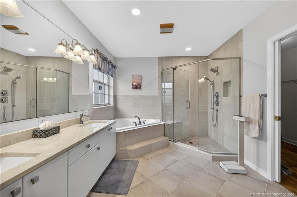 Owner's Suite Bathroom