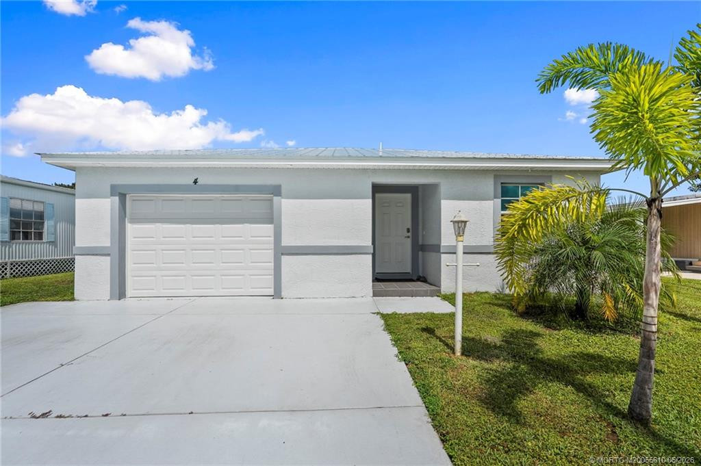 Property photo for 4 La Paloma Lane, Port St. Lucie, FL 34952