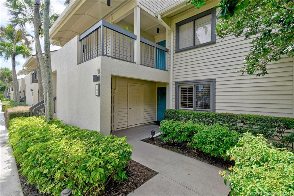 Photo 3 at 5152 SE Club Way 104, Stuart