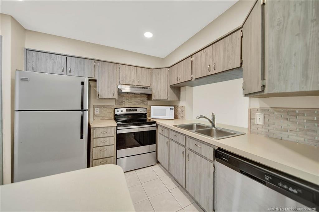 Photo 4 at 1950 SW Palm City Road 3-105, Stuart