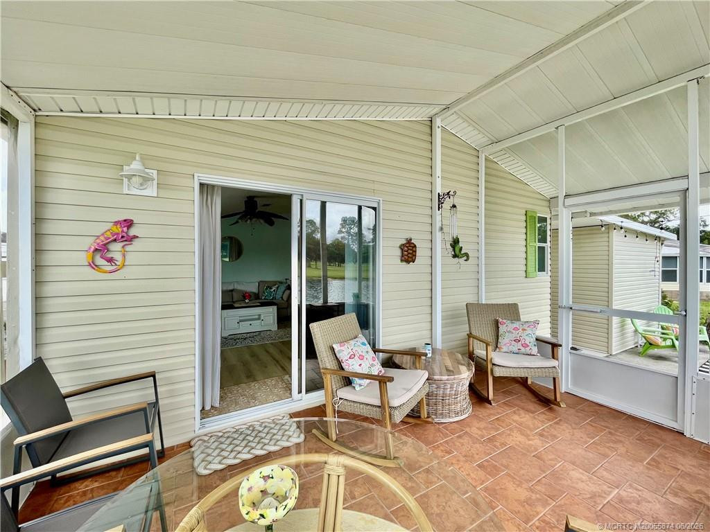 Screened lanai