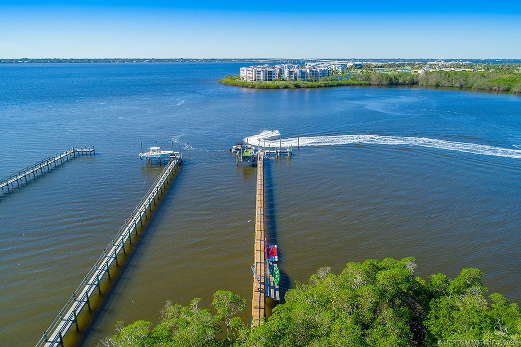 23 NE Macarthur Boulevard, Stuart FL - photo 15 of 96