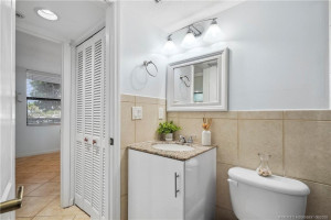 2nd Bathroom