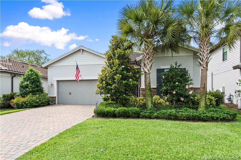 600 SE Villandry Way home for sale in Veranda Gardens East