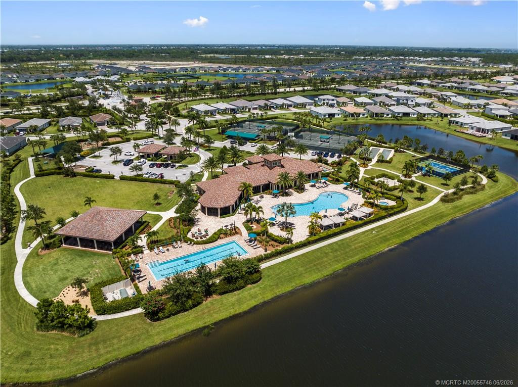 3 bedroom Single Family Residence at 600 SE Villandry Way, Veranda Gardens East Ph 4, Port St. Lucie — photo 2