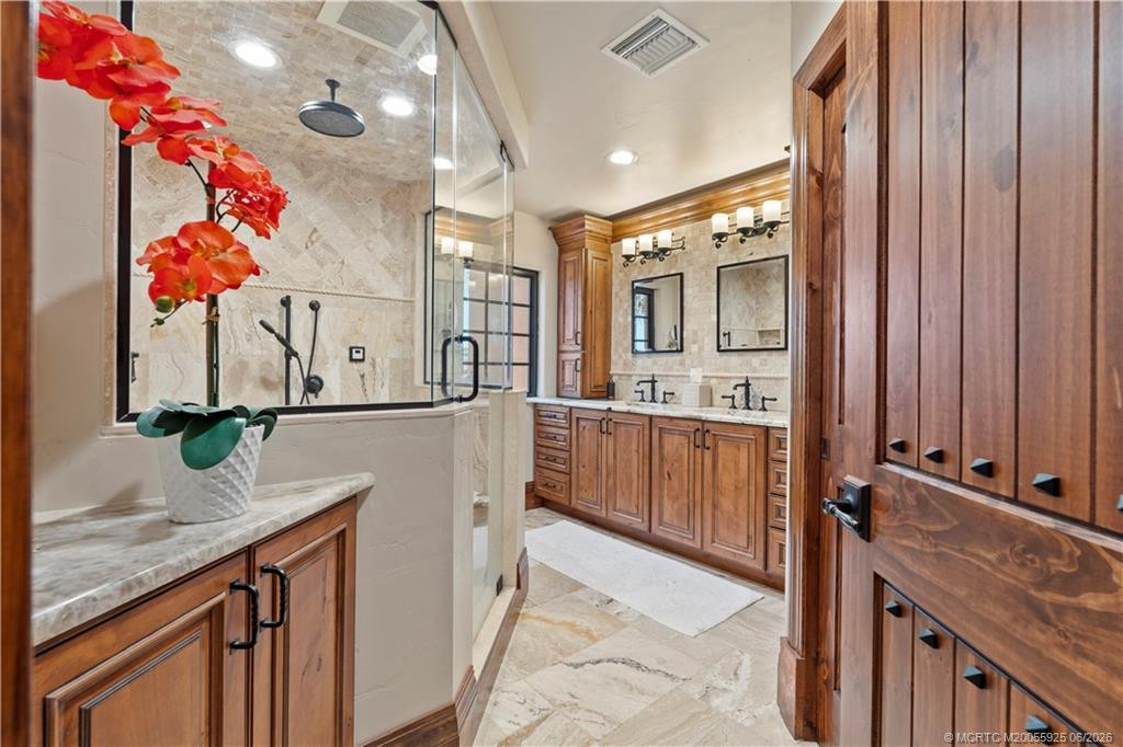 10173 S Ocean Drive D2 — photo 33