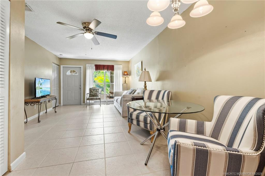 Living Room / Dining Room