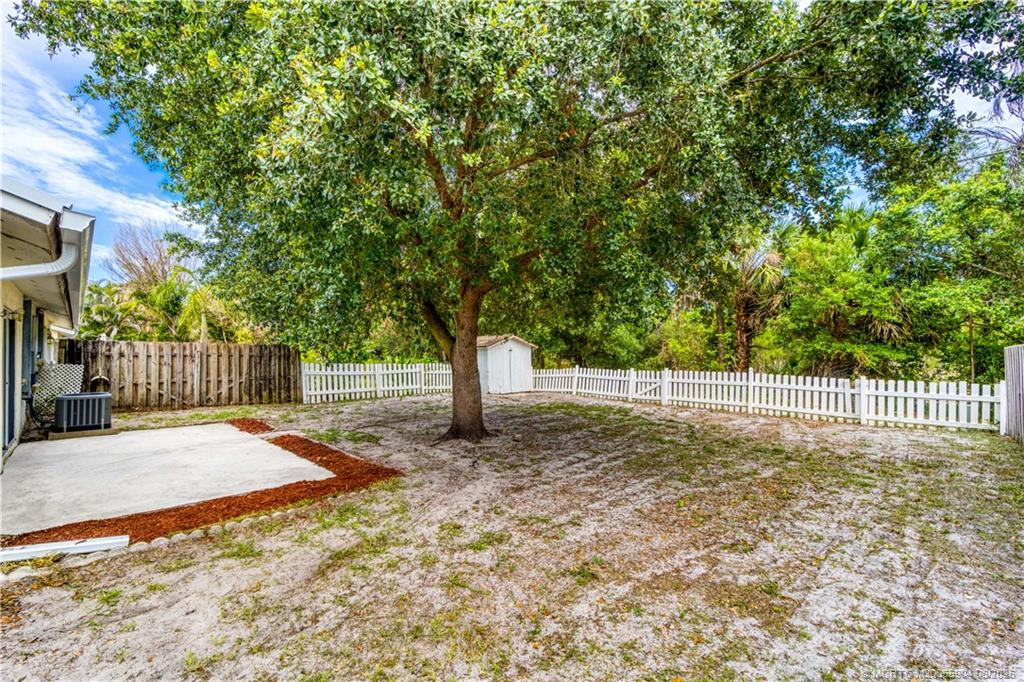 Huge fenced yard ready for pets.