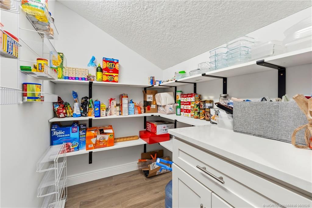 Walk in pantry.
