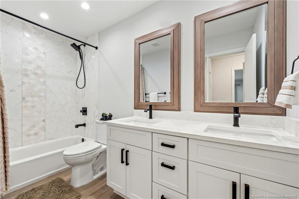 Guest bath.