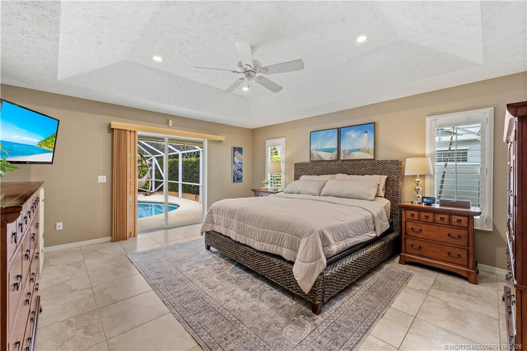 972 SW Hunt Club Circle, Palm City FL - photo 14 of 34