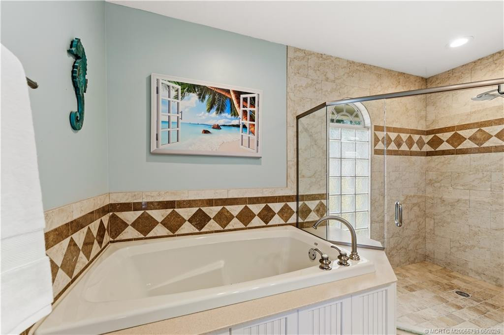 972 SW Hunt Club Circle, Palm City FL - photo 17 of 34