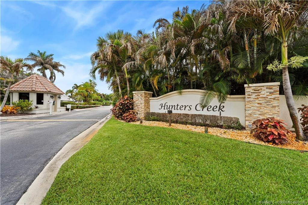 972 SW Hunt Club Circle, Palm City FL - photo 23 of 34