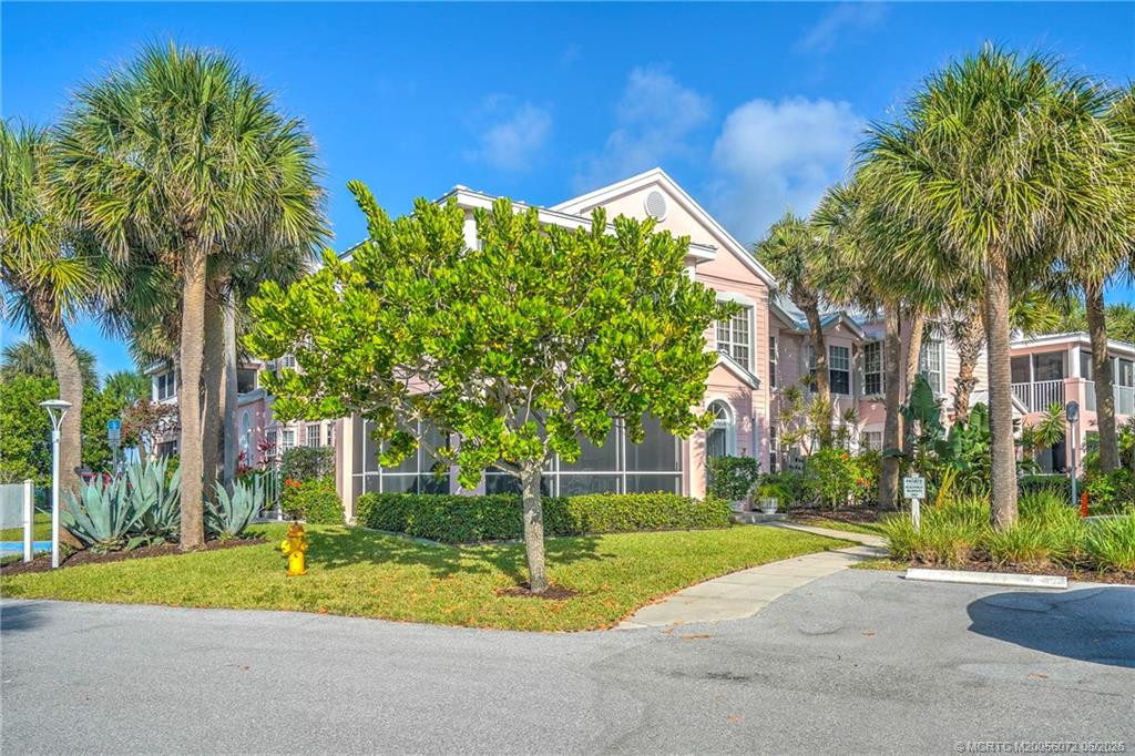Photo 4 at 411 NE Plantation Road 511, Stuart