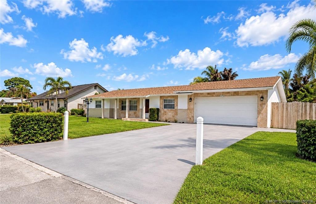 1670 SE Madison Street, Stuart, FL 34997