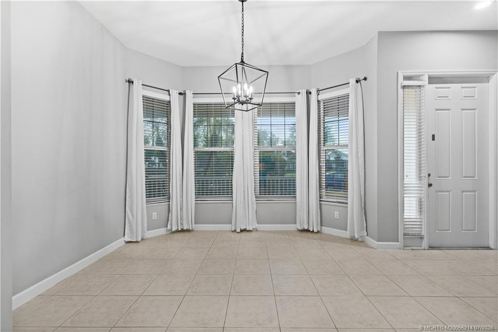 Versatile Dining, Living Room or Den
