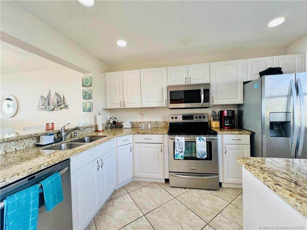 Photo 4 at 4250 N Highway A1A 302, Fort Pierce