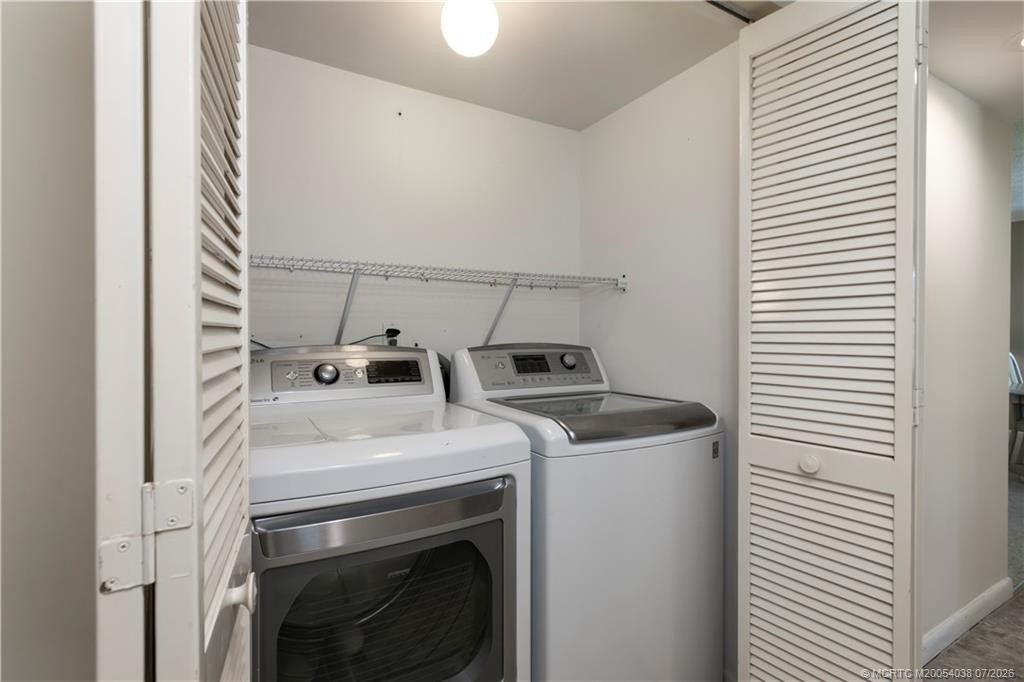 Full size washer/dryer