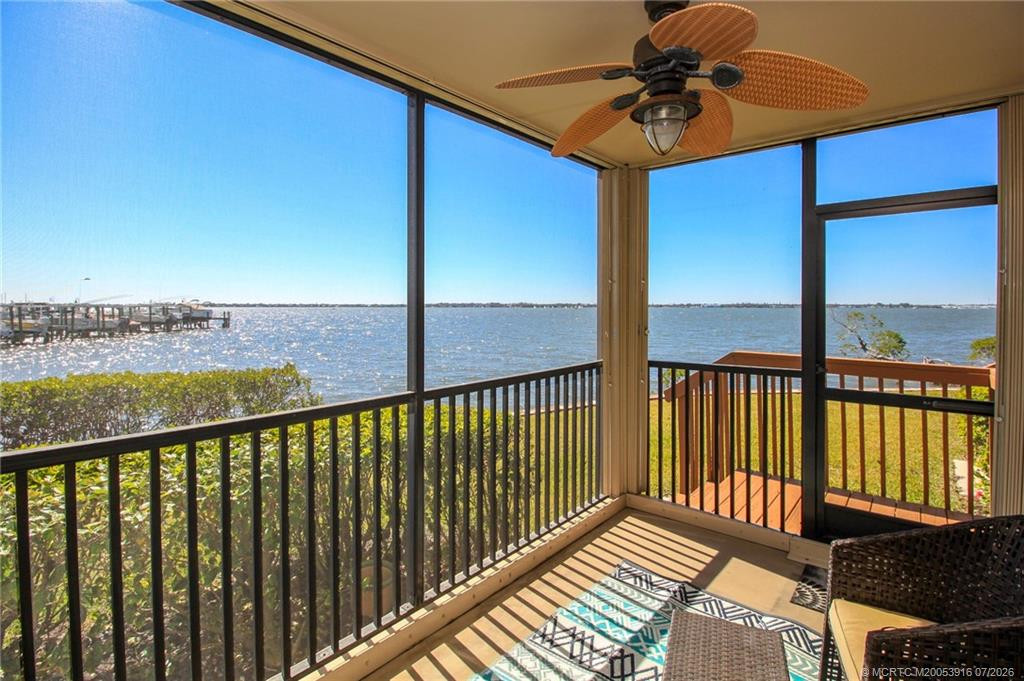 4490 NE Sandpebble Trace 105, Stuart – Condominium for sale