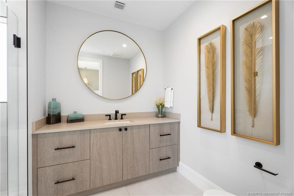 1st level bathroom