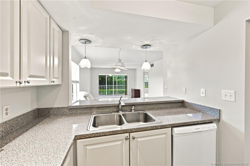 801 SE Central Parkway #801-1, Stuart FL - photo 22 of 41