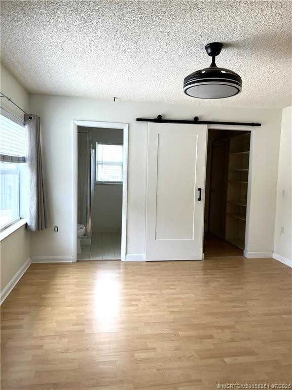 Master Bedroom 13' x 13'