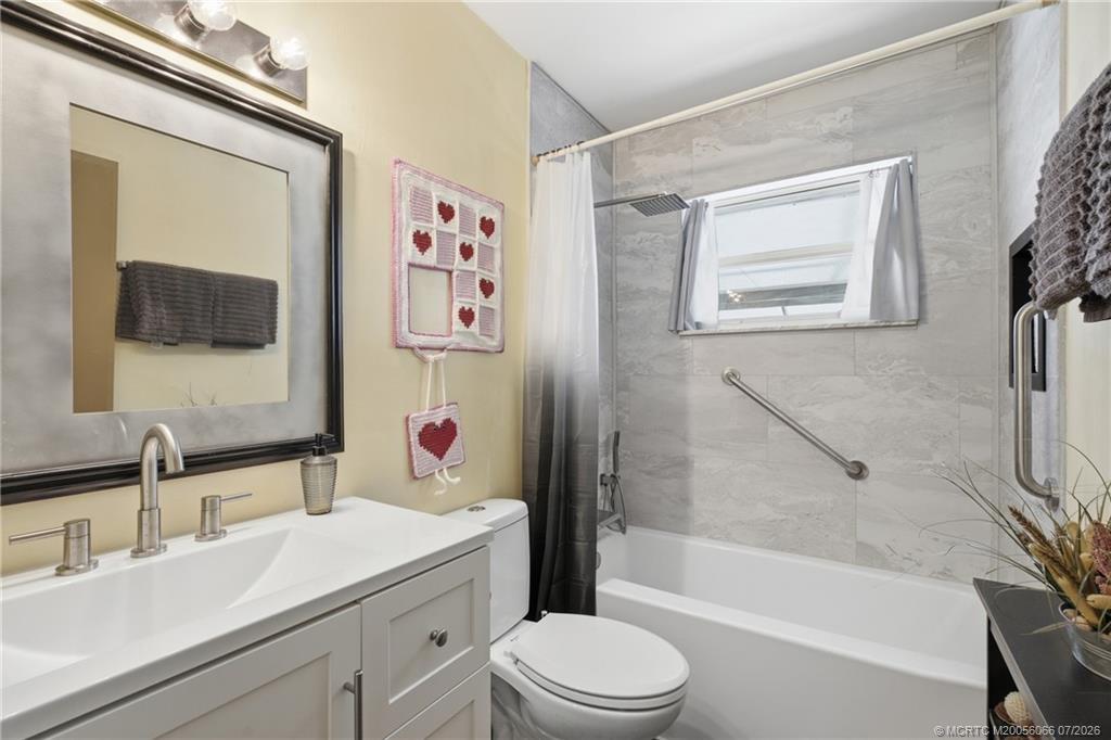 2509 NE 18th Lane, Jensen Beach FL - photo 13 of 26