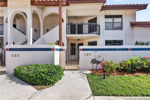 3470 SE Martinique Trace 103, Stuart, FL 34997
