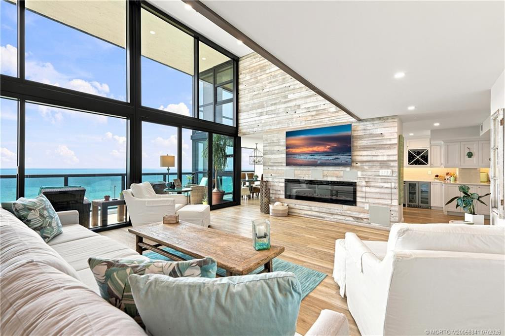 10410 S Ocean Drive 3, Jensen Beach – sold