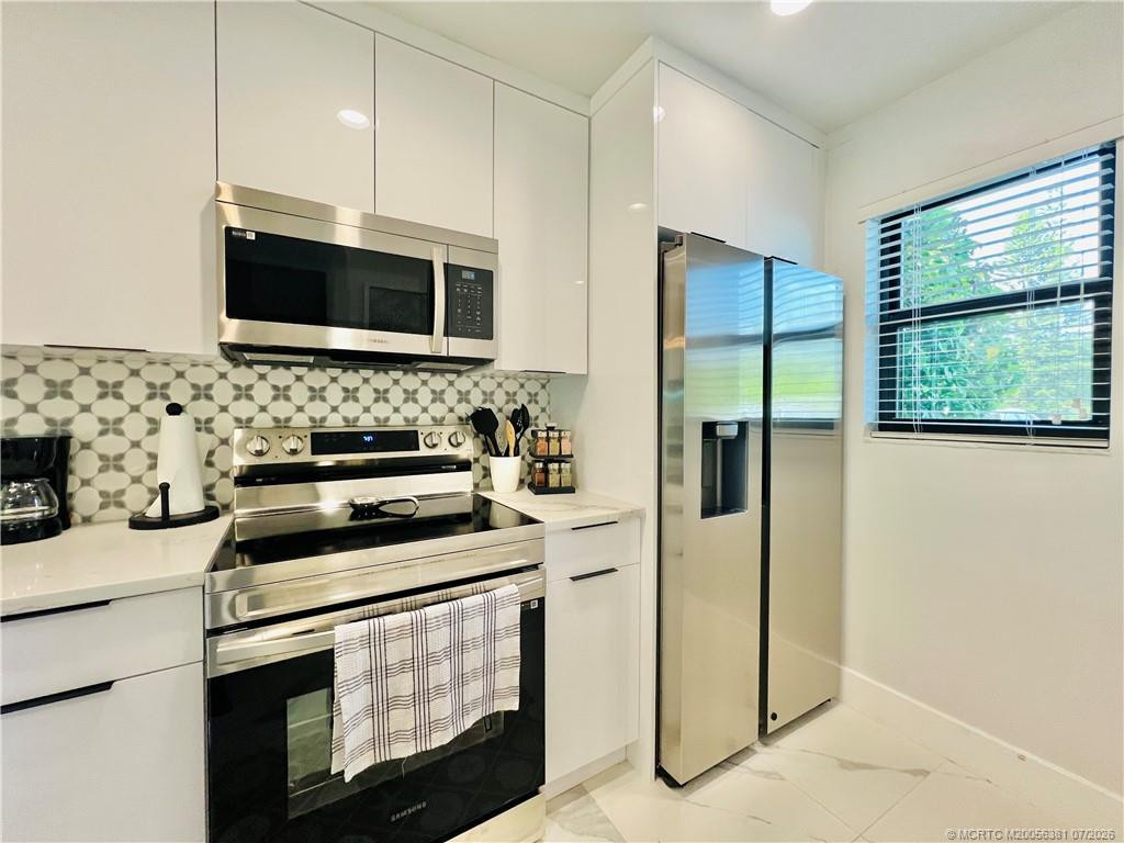 Photo 6 at 4225 N Highway A1A 20, Fort Pierce