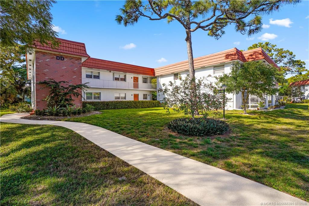 2600 SE Ocean Boulevard #DD-12 home for sale in Vista Pines