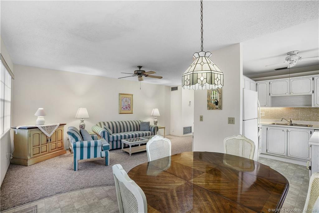 2600 SE Ocean Boulevard #Dd-12, Stuart FL - photo 6 of 21