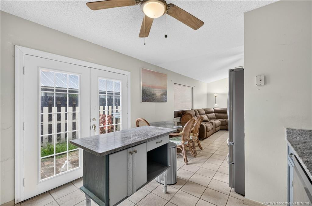 Photo 3 at 1625 22nd Avenue, Vero Beach