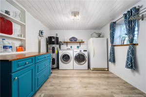 Heat pump HWH. Access porch & yard