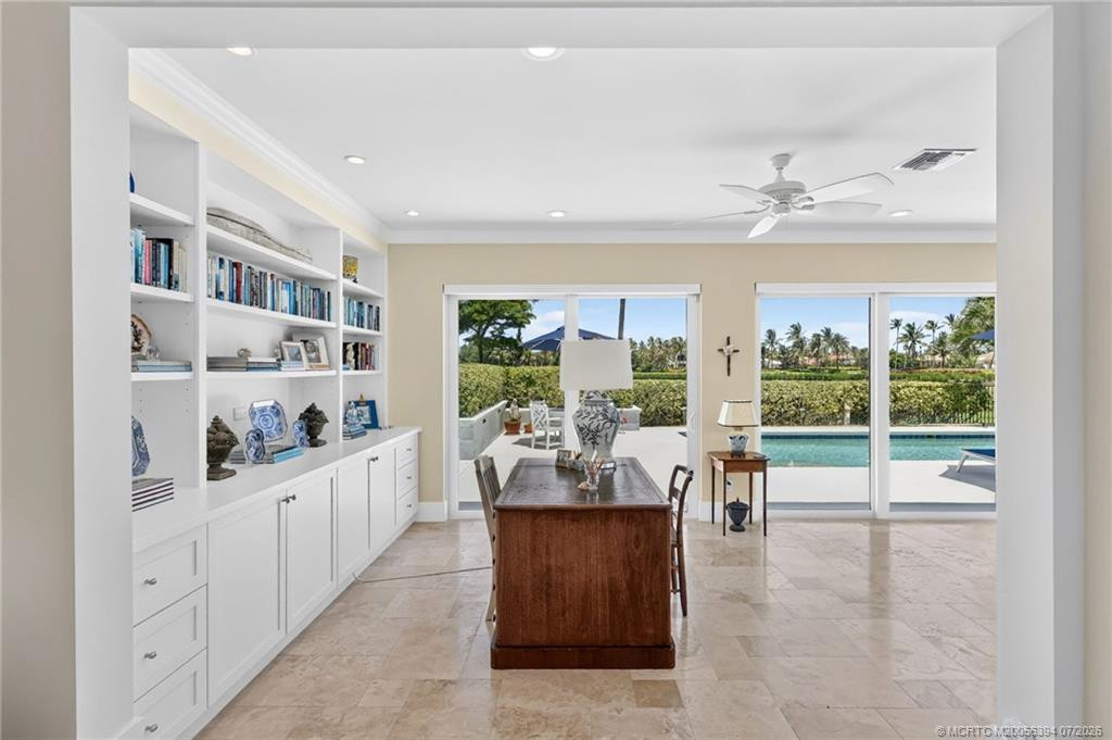 Integrated Florida room adds bright and airy living space
