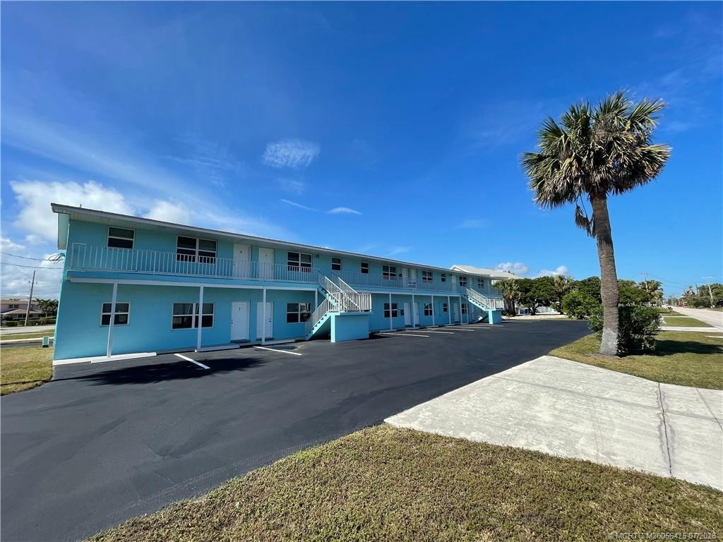 661 Hernando Street 10, Fort Pierce – Apartment for rent
