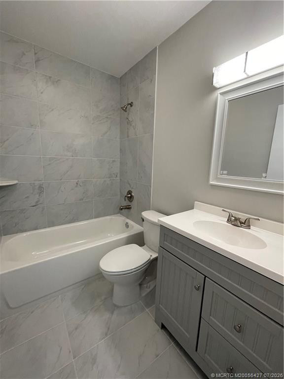 Photo 7 at 661 Hernando Street 8, Fort Pierce