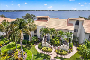 2568 NW Seagrass Drive 2A, Palm City, FL 34990