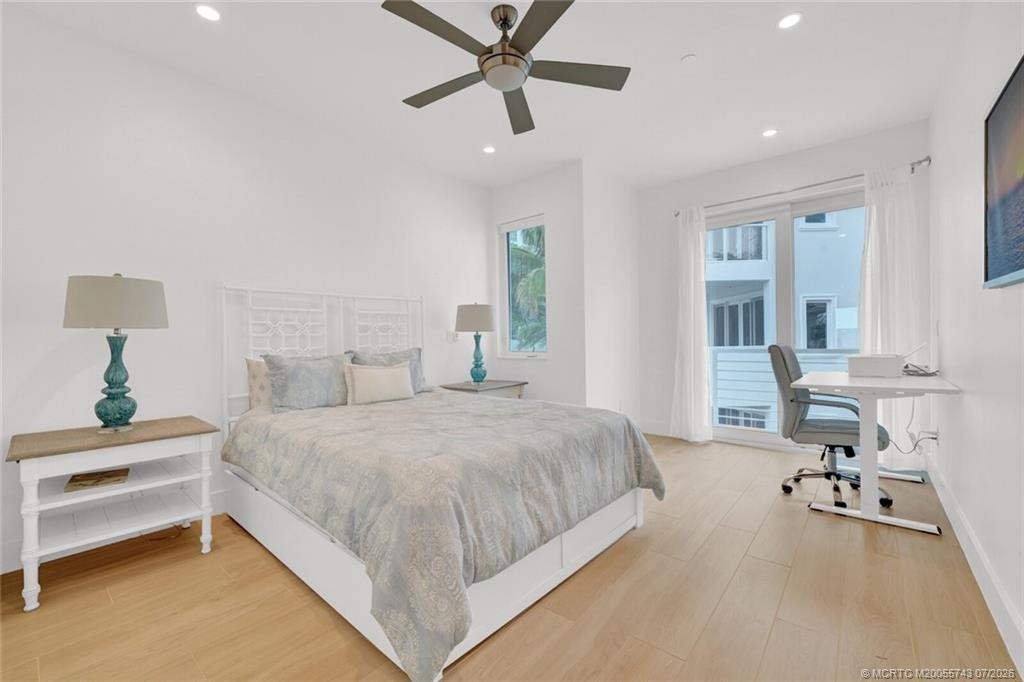 Second bedroom Ensuite with walk in closet