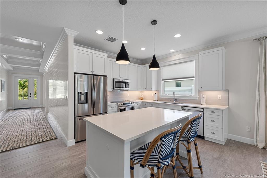 4 bedroom Single Family Residence at 1868 SW Pinewood Way, River Oaks, Palm City — photo 3