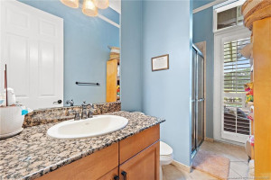 Cabana/Guest Bathroom