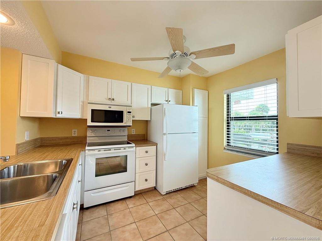 Photo 2 at 1950 SW Palm City Road 2205, Stuart