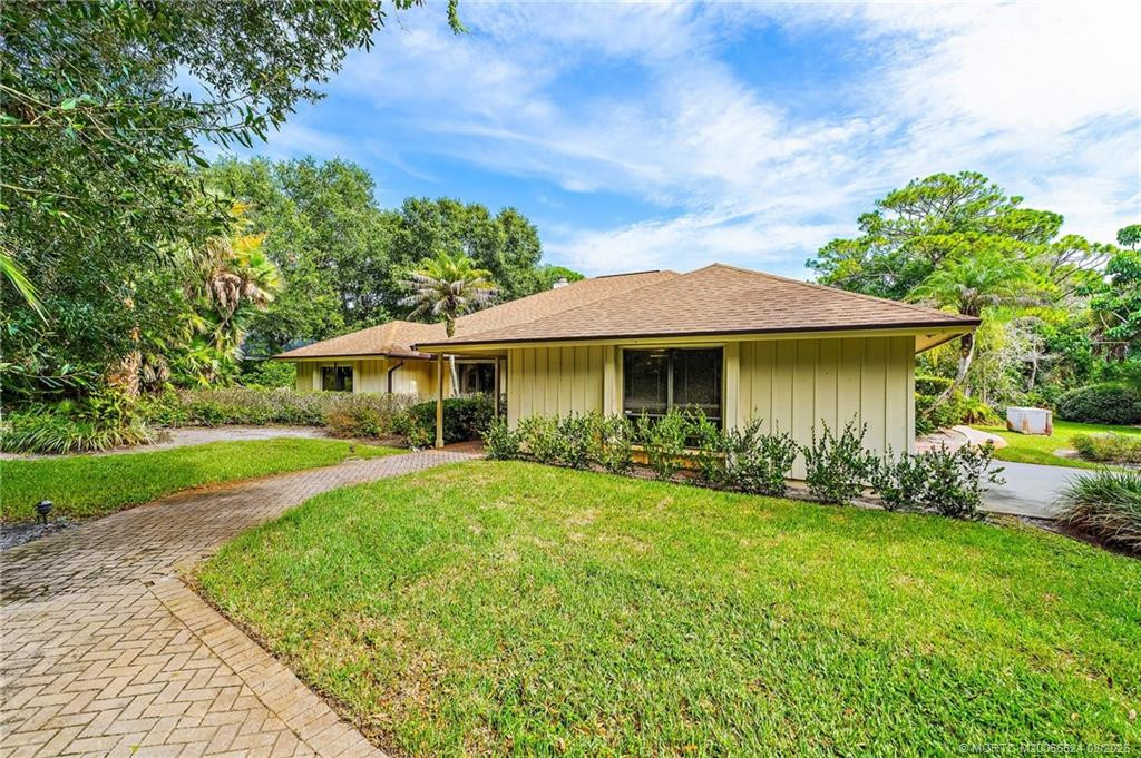 Photo 3 at 1615 SW Saint Andrews Drive, Palm City