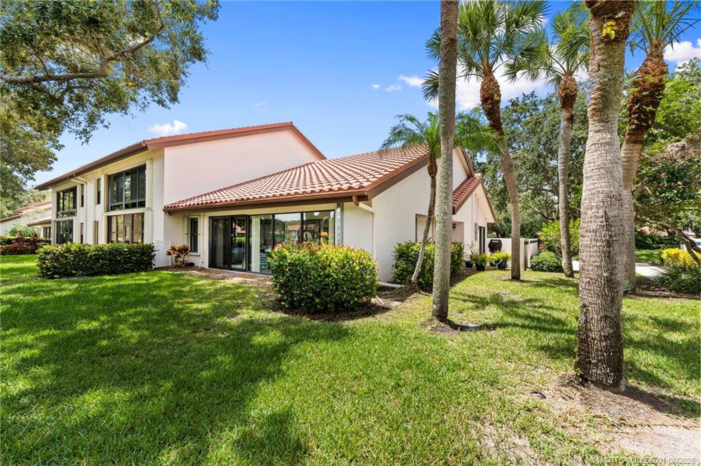 6030 SE Martinique Drive #101, Stuart FL - photo 8 of 43