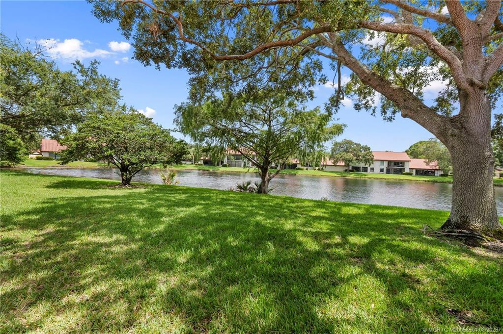 6030 SE Martinique Drive #101, Stuart FL - photo 10 of 43