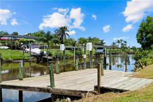 Dock & Boat Lift