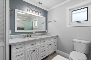 Bathroom 1 of 3
